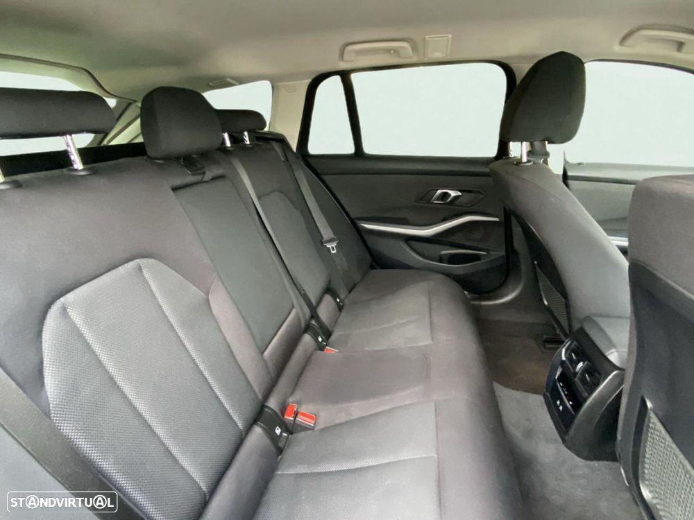 BMW 330 e Corporate Edition Auto - 22