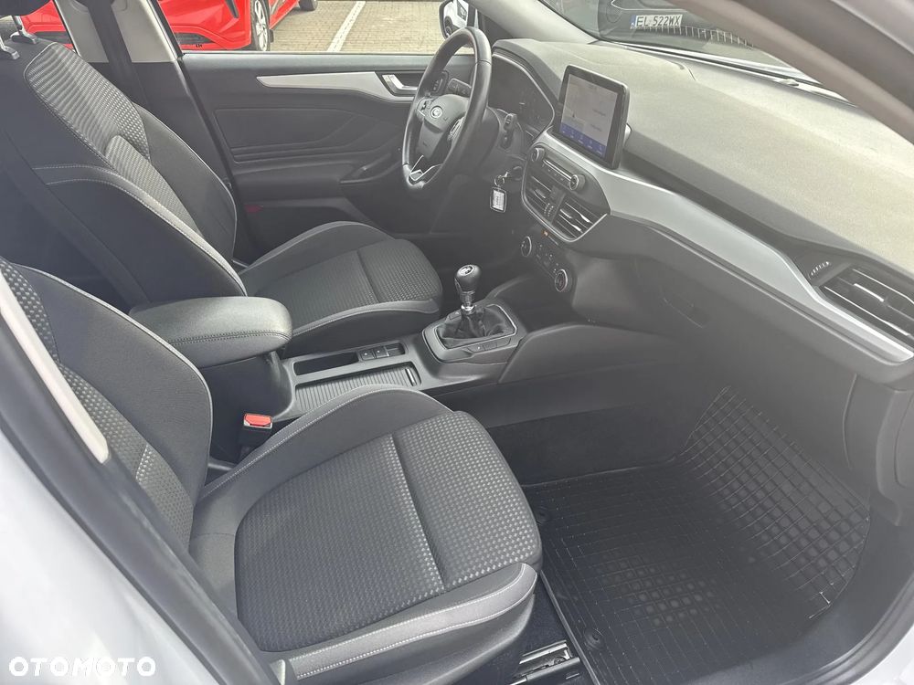 Ford Focus 1.0 EcoBoost Trend - 14