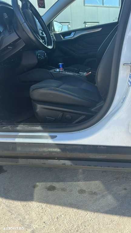 Dezmembram Ford Focus 4 , an 2019 cod motor  ZTD ,AUTOMAT - 5