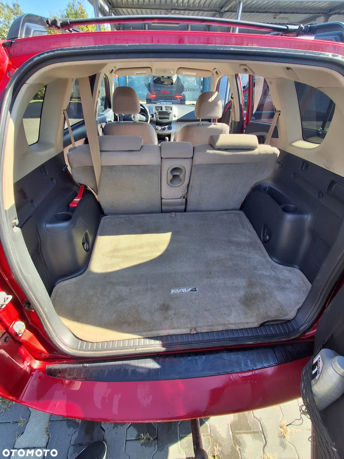 Toyota RAV4 - 14