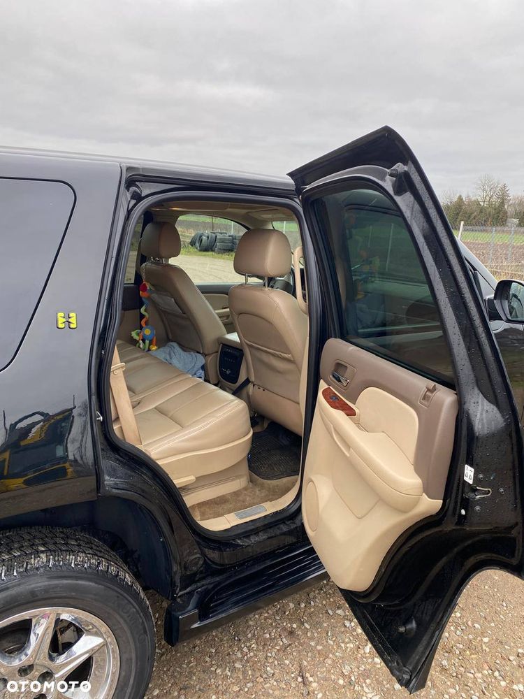 Chevrolet Tahoe - 19