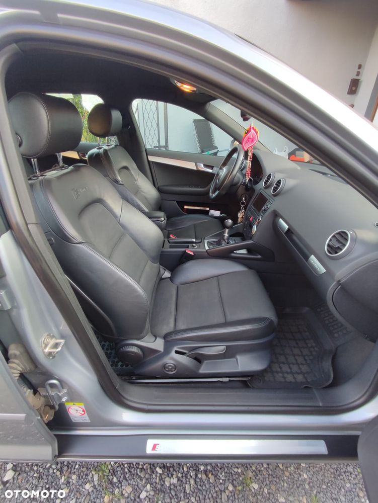 Audi A3 Sportback - 8