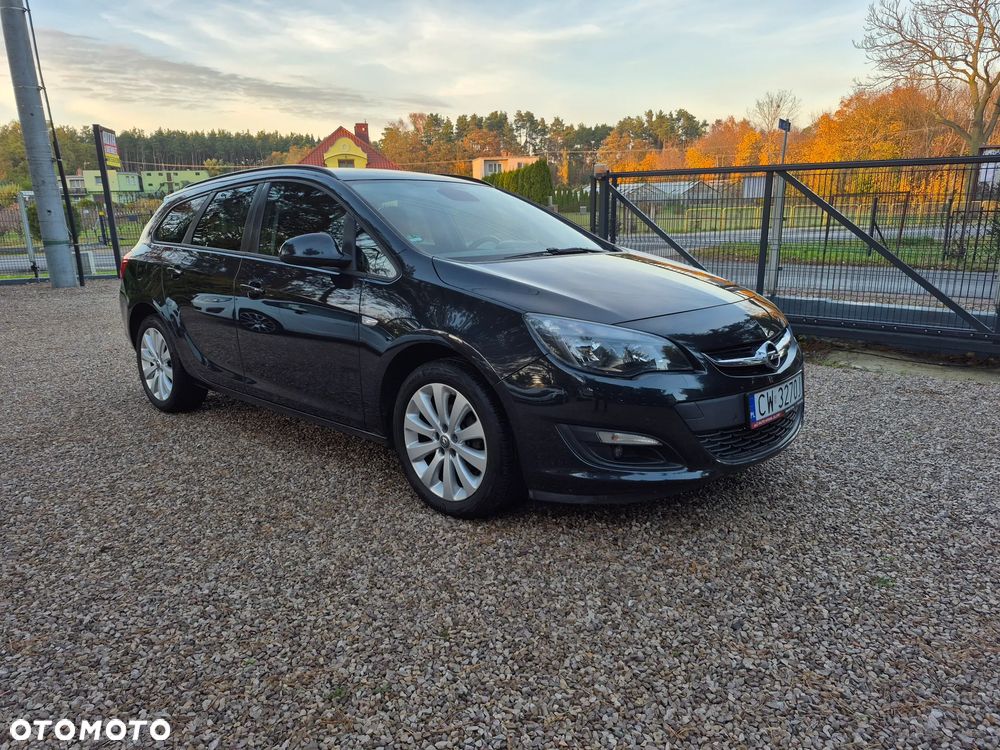 Opel Astra 1.4 Turbo 150 Jahre - 2