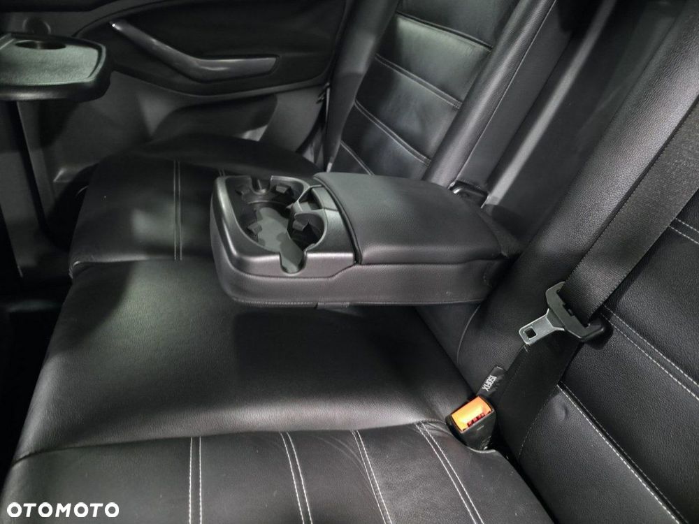 Ford Kuga 2.0 TDCi 4x4 Titanium - 17