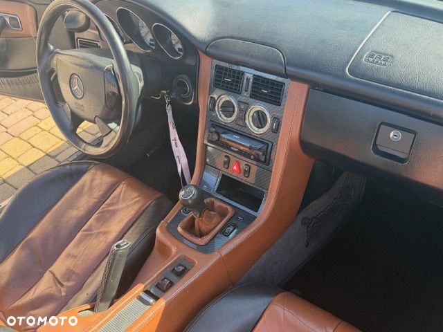 Mercedes-Benz SLK - 8