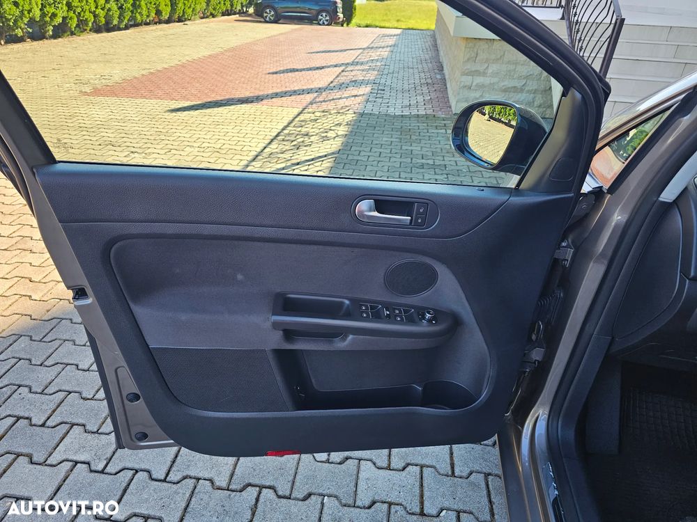Volkswagen Golf Plus 1.2 TSI DSG Style - 19