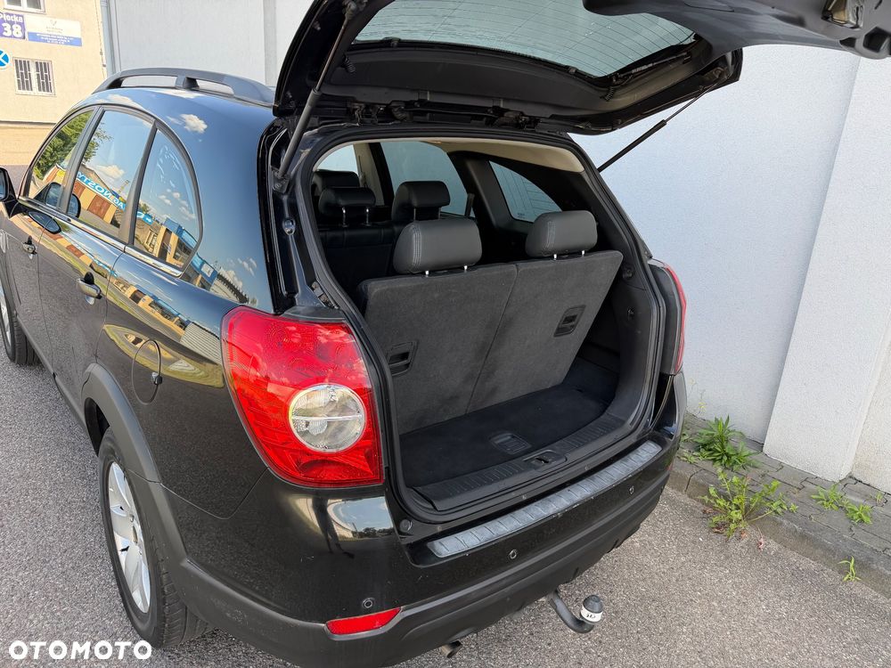 Chevrolet Captiva 2.0 2WD 7 Sitzer LS Family Edition - 29