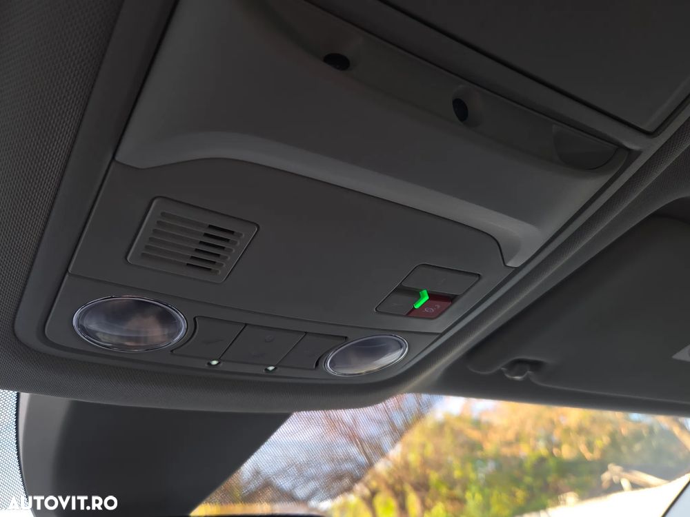 Skoda Karoq 2.0 TDI SCR 4x4 DSG Sportline - 23