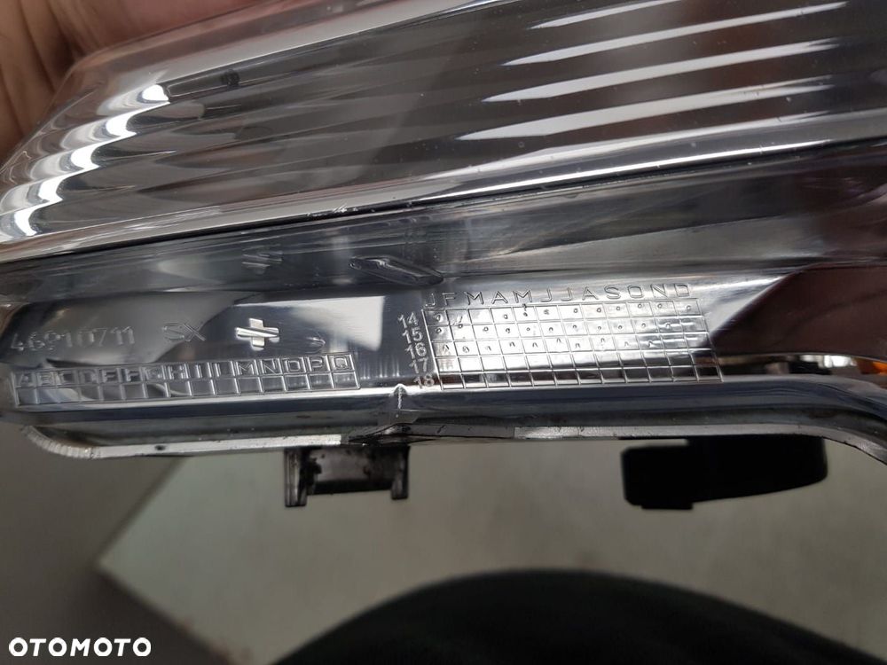 ORYGINALNY LEWY PRZEDNI HALOGEN PRZECIWMGIELNY PEUGEOT 508 1 I 11-14  LEWA PRZÓD 9670476280 - 6