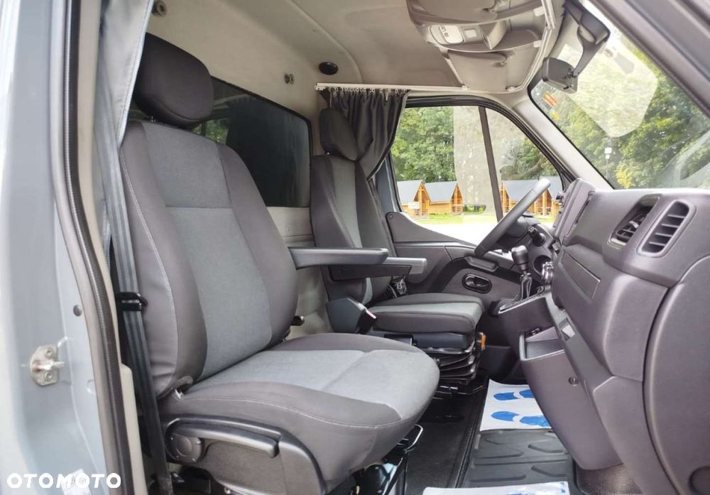 Renault Master - 25