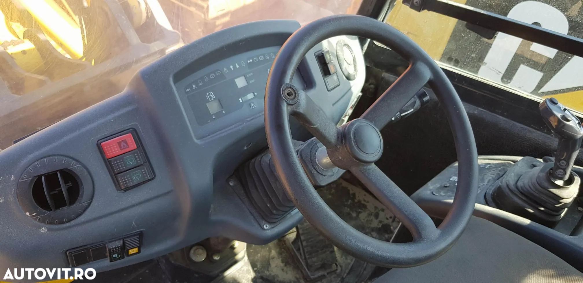 Komatsu WA 100 M Încărcător frontal - 8