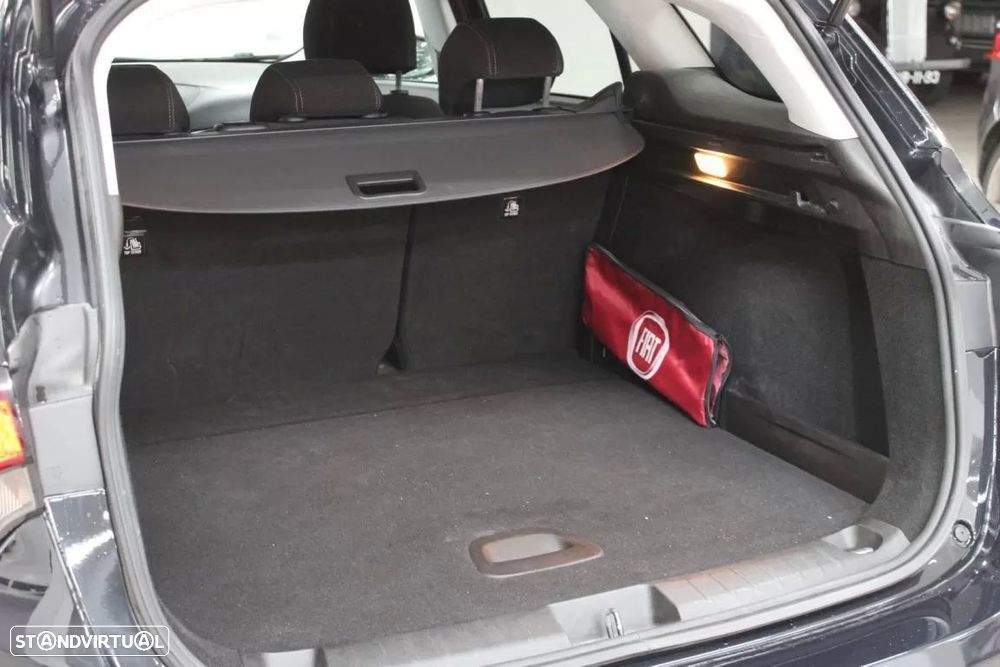 Fiat Tipo Station Wagon 1.3 M-Jet Lounge - 25