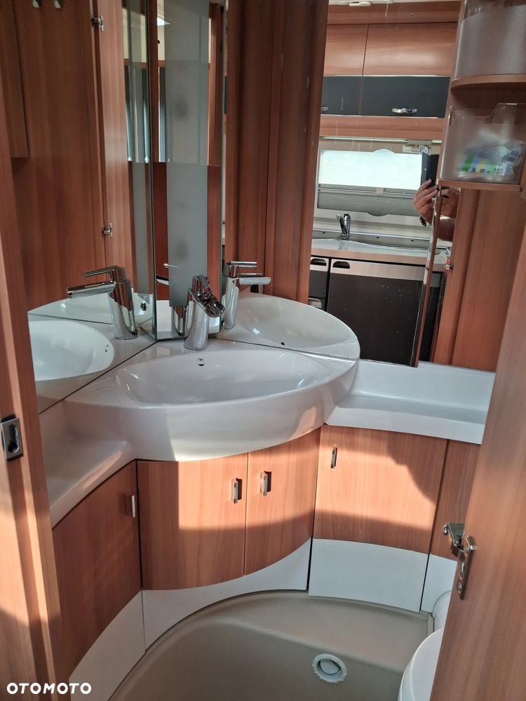 Hobby De Luxe 440 - 12