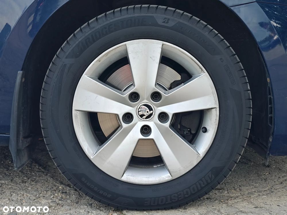 Skoda Superb 2.0 TDI Active - 10