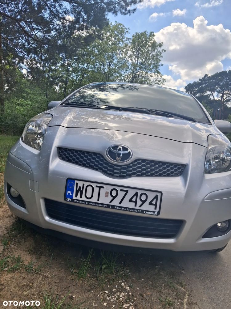 Toyota Yaris - 4