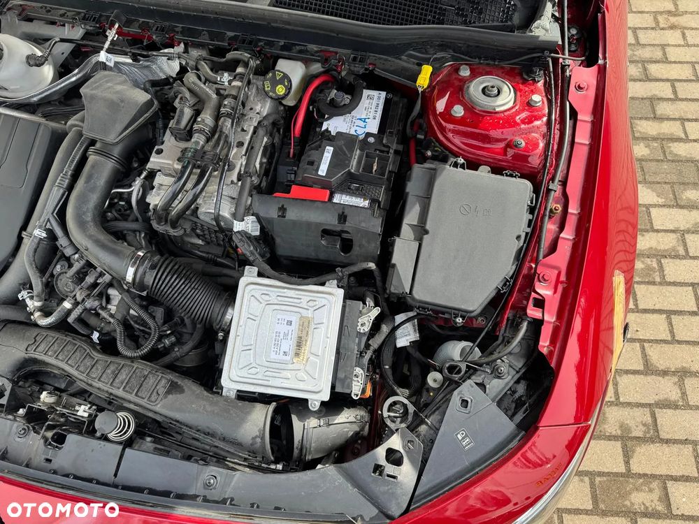 Mercedes-Benz CLA 250 e 8G-DCT Special Edition - 14