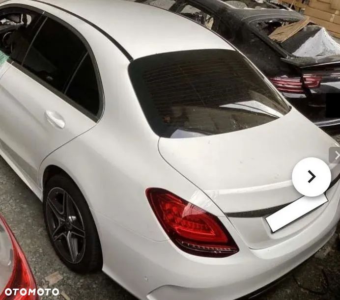 Mercedes-Benz Klasa C 200 4Matic 9G-TRONIC Exclusive - 9