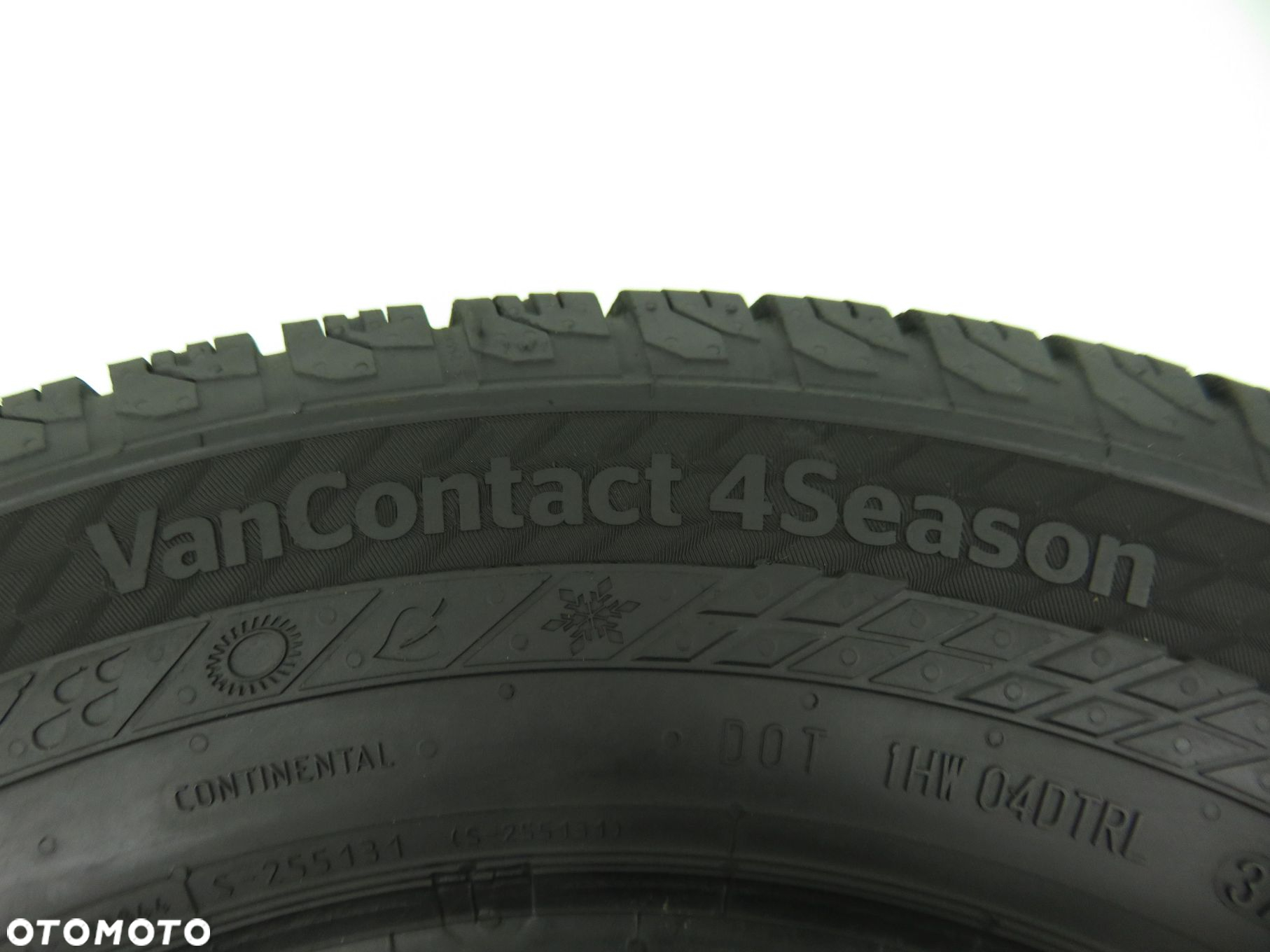 2X 215/65R16 C OPONY CALOROCZNE Continental Vancontact 4Season 109/107T - 5