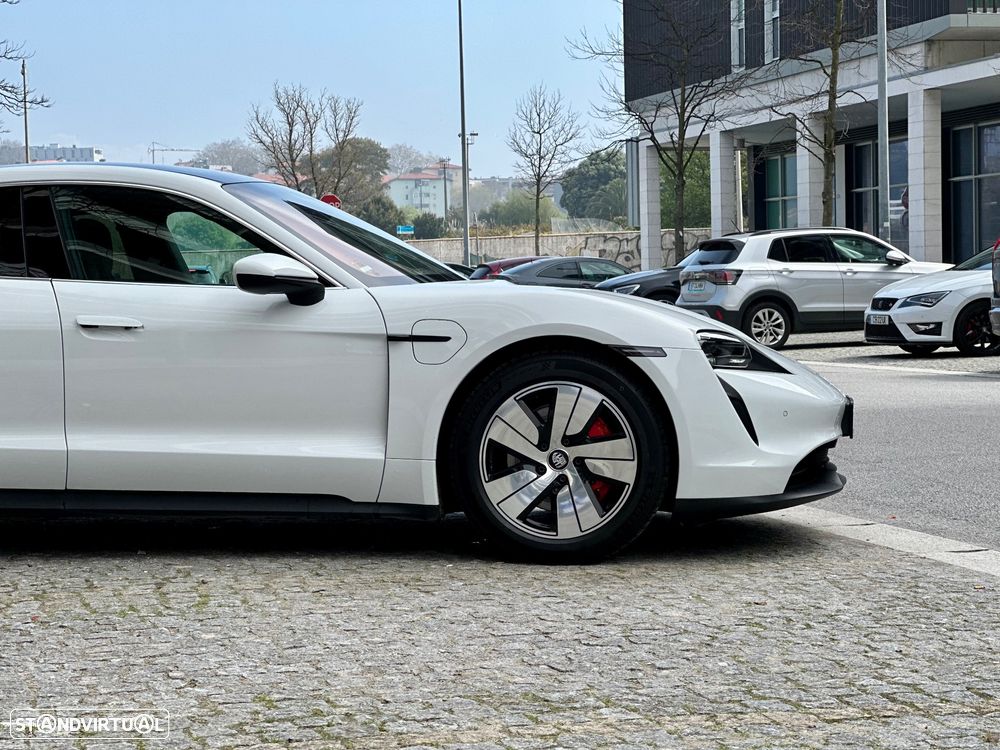 Porsche Taycan 4S Bateria Performance Plus - 11