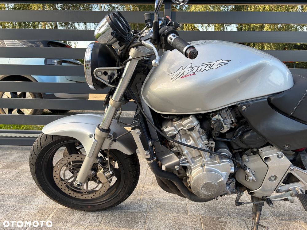 Honda Hornet - 9