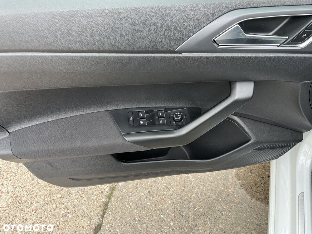 Volkswagen Taigo 1.5 TSI ACT R-Line Plus DSG - 25