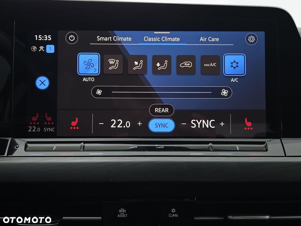 Volkswagen Golf 1.5 eTSI EVO Style DSG - 26