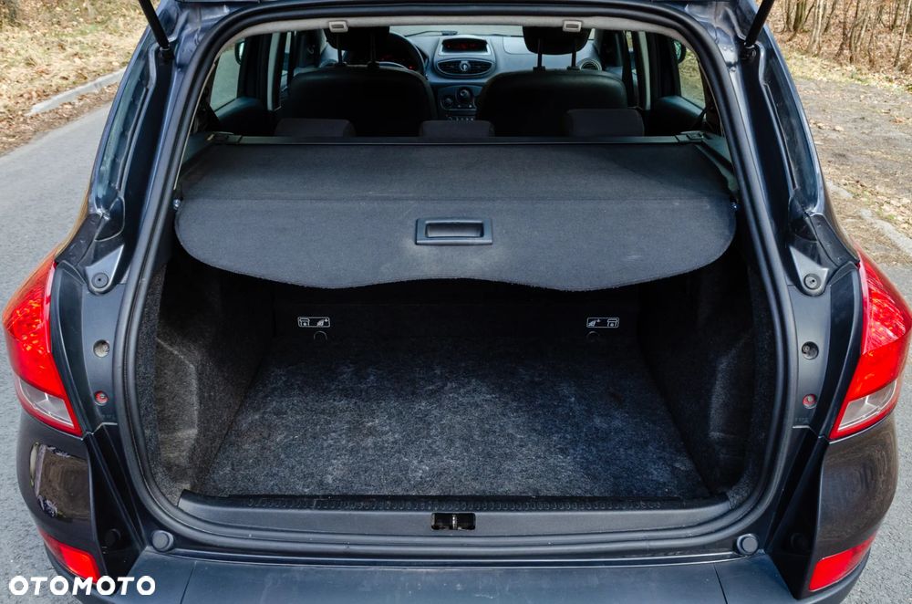 Renault Clio 1.2 16V Wind - 19