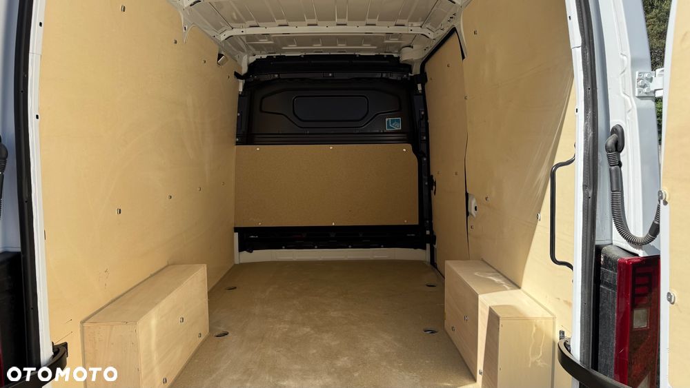 Nissan INTERSTAR - 10