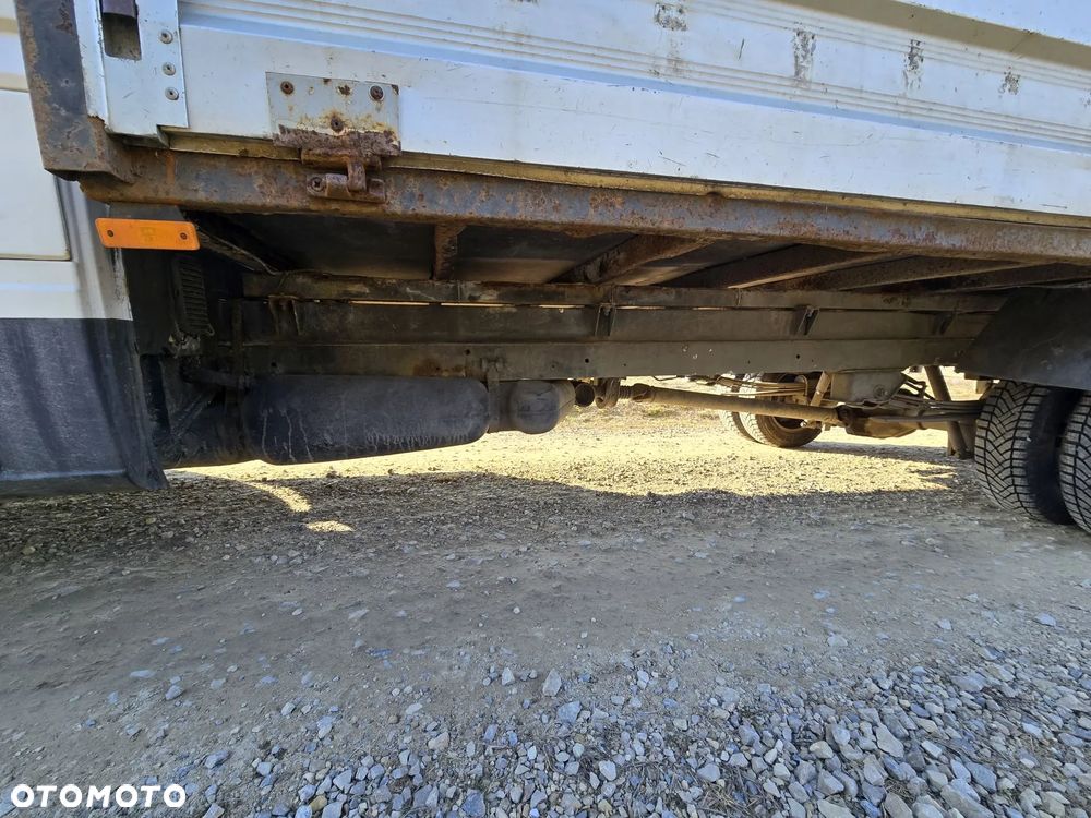 Mercedes-Benz Sprinter - 8