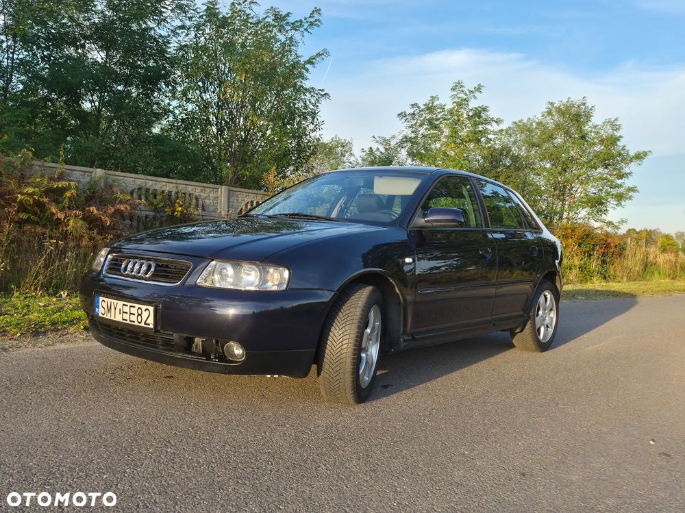 Audi A3 Sportback - 2