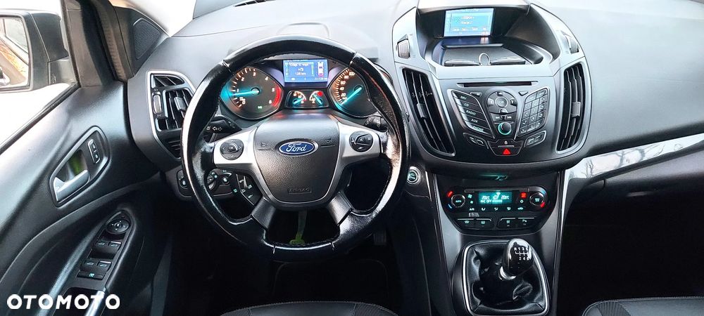 Ford Kuga 2.0 TDCi Individual - 32