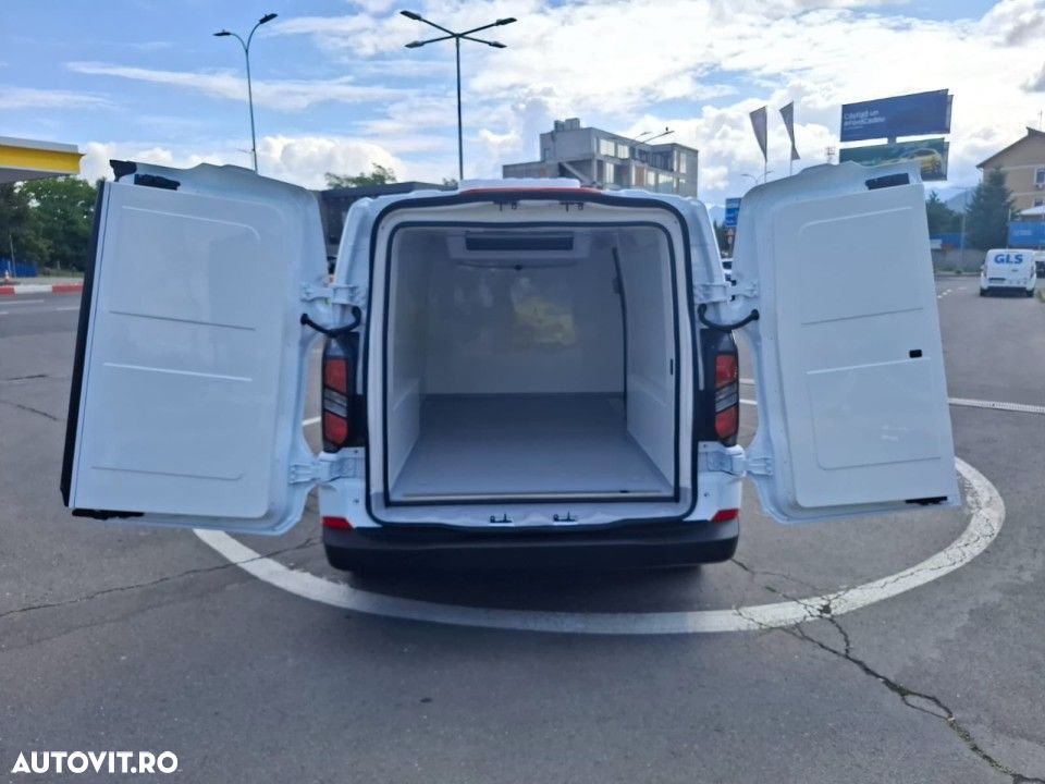 Ford Transit Custom - 11