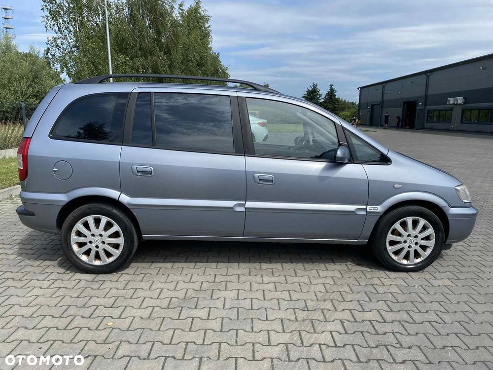 Opel Zafira 1.8 16V Elegance - 8