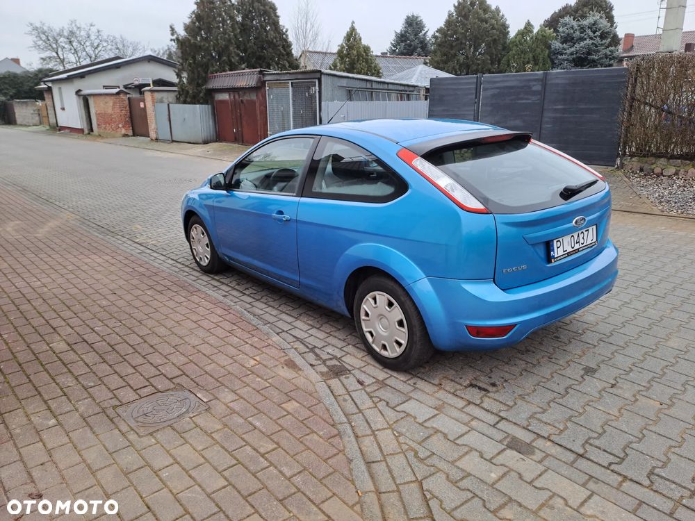 Ford Focus 1.4 16V Style+ - 4