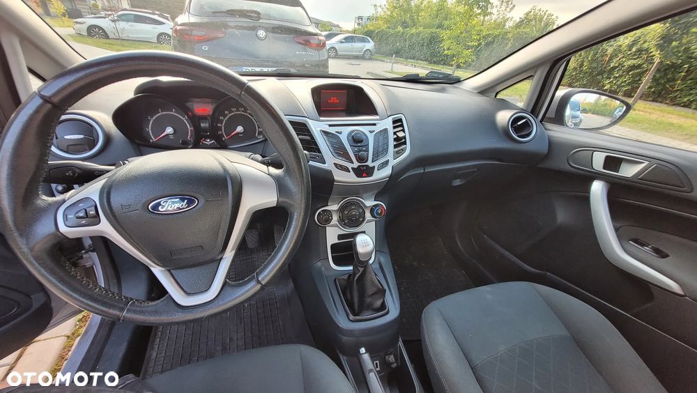Ford Fiesta 1.25 Ambiente EU5 - 5