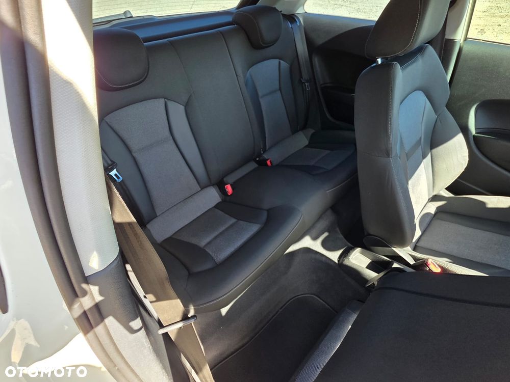 Audi A1 3-drzwiowe 1.2 TFSI S line edition - 21