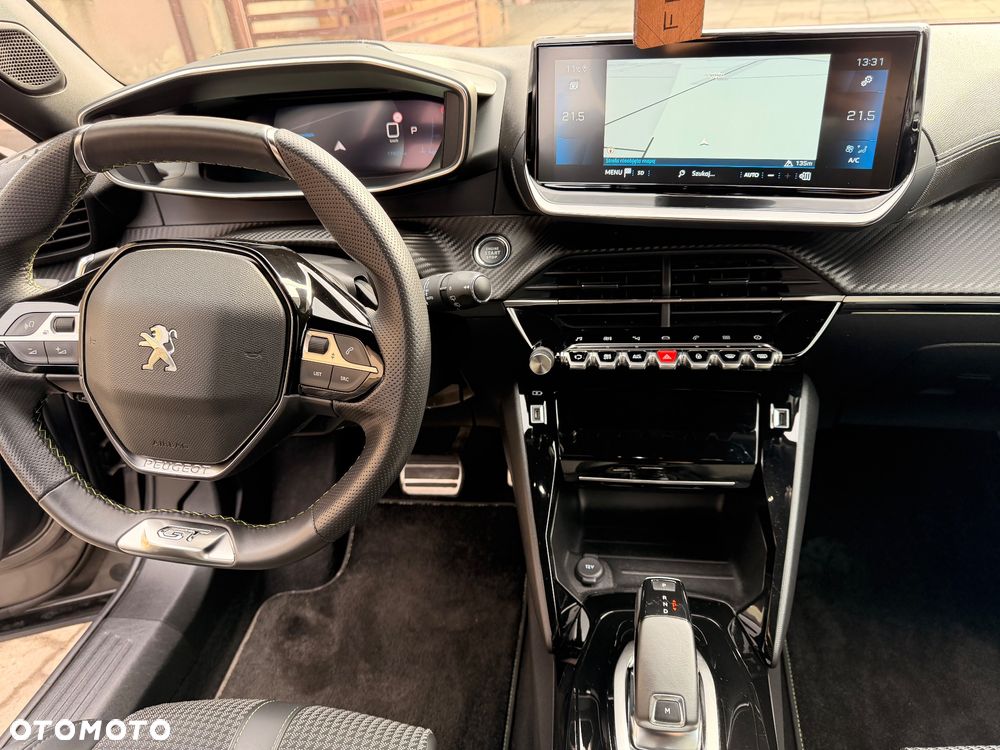 Peugeot 2008 PureTech 130 EAT8 GT - 5