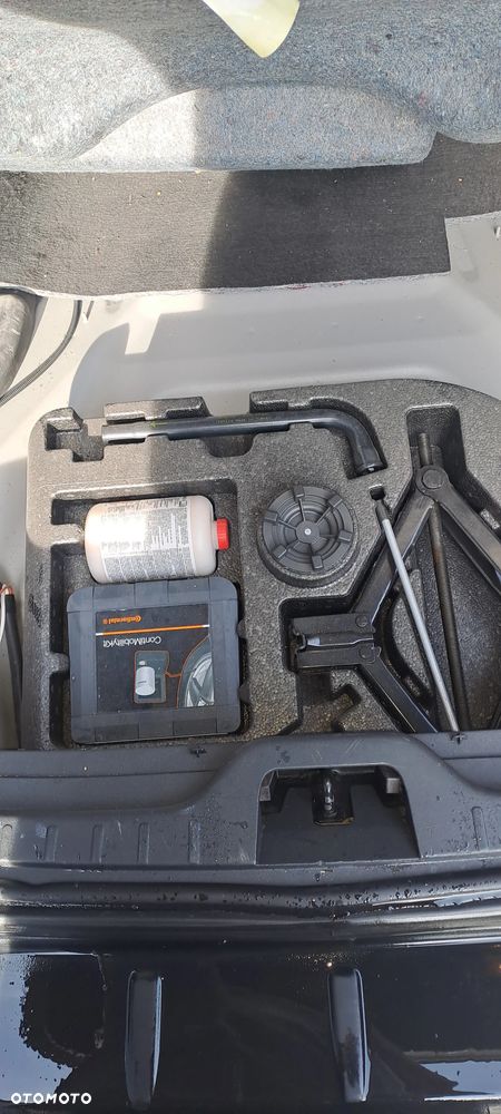 Volvo XC 60 D5 AWD Geartronic Momentum - 14