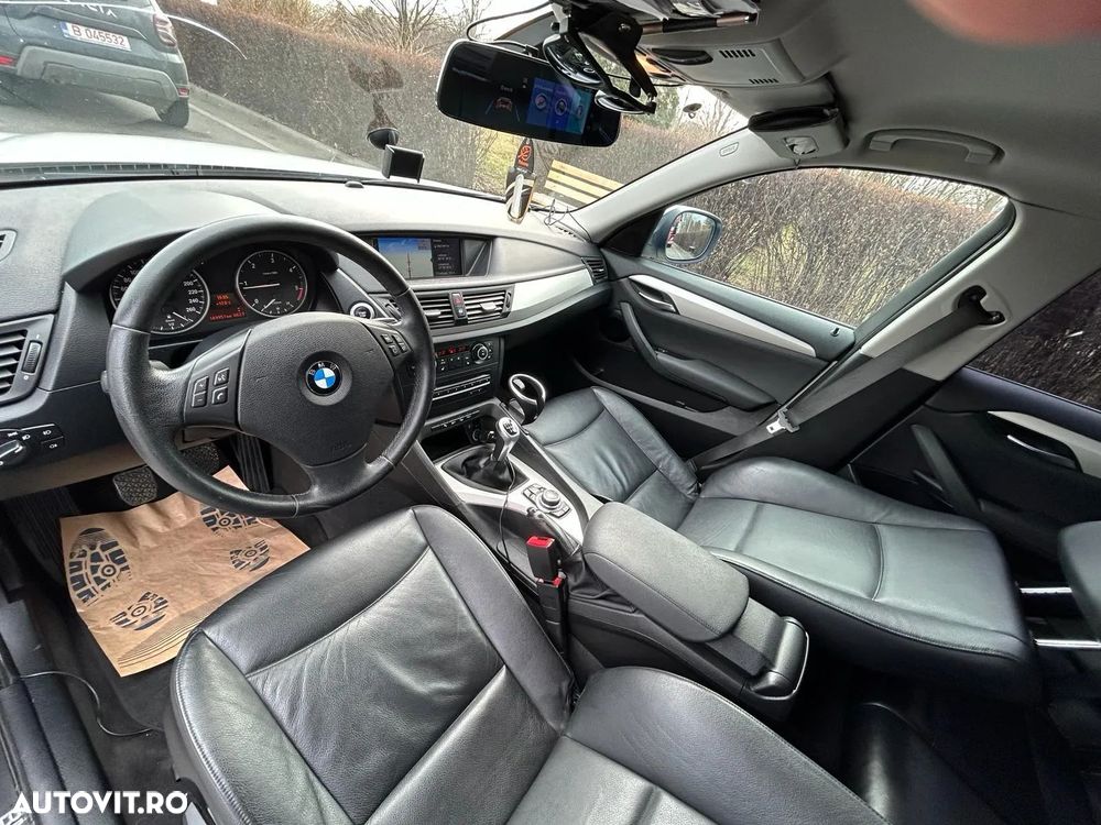 BMW X1 xDrive18d - 8