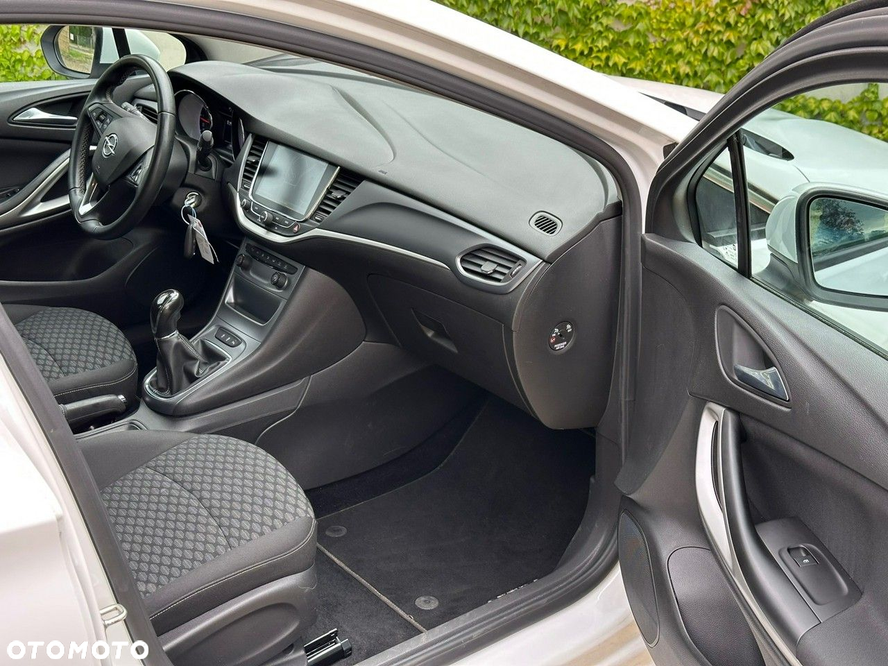 Opel Astra 1.4 Turbo Business - 8
