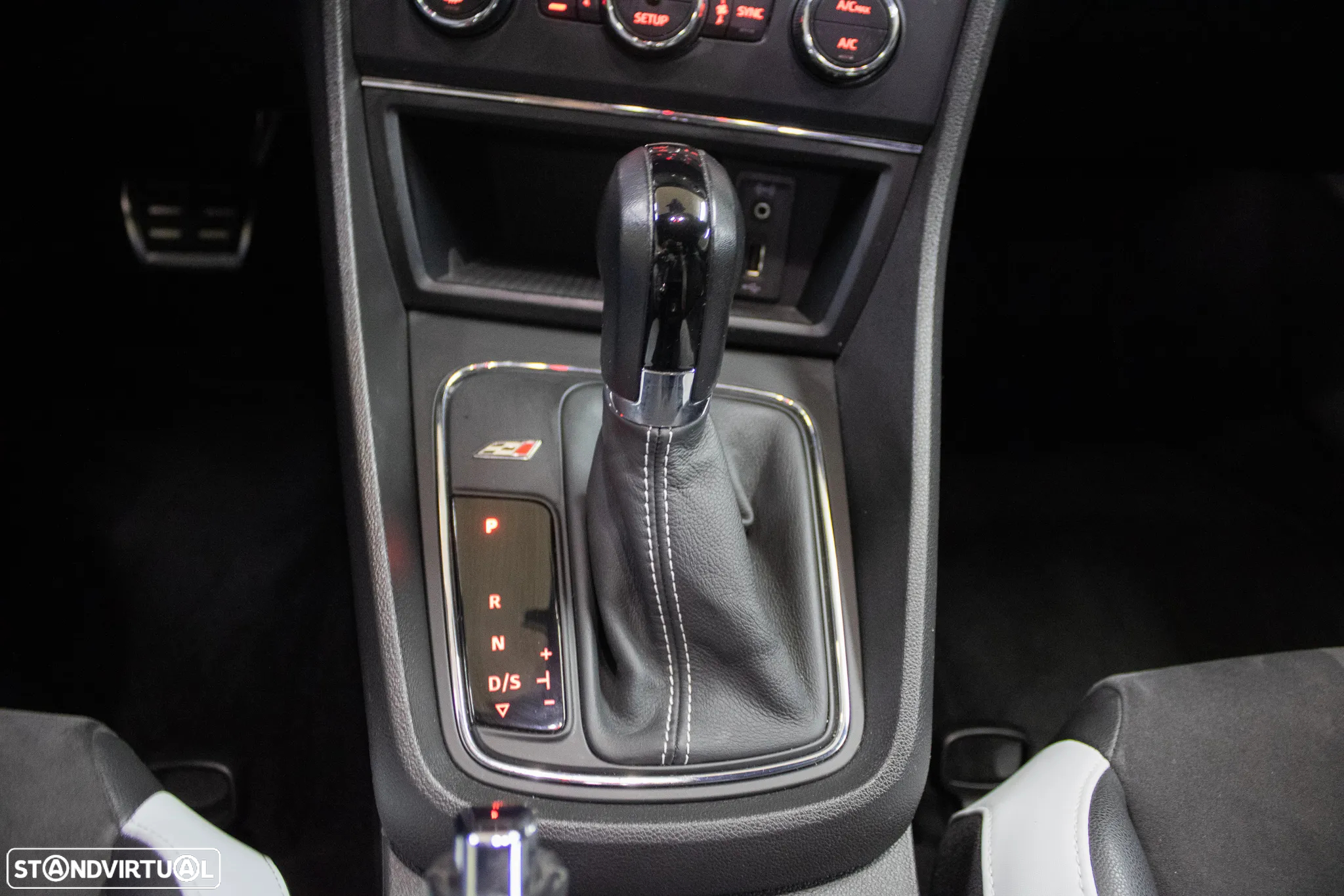 SEAT Leon SC 2.0 TSI S&S DSG Cupra 290 - 33