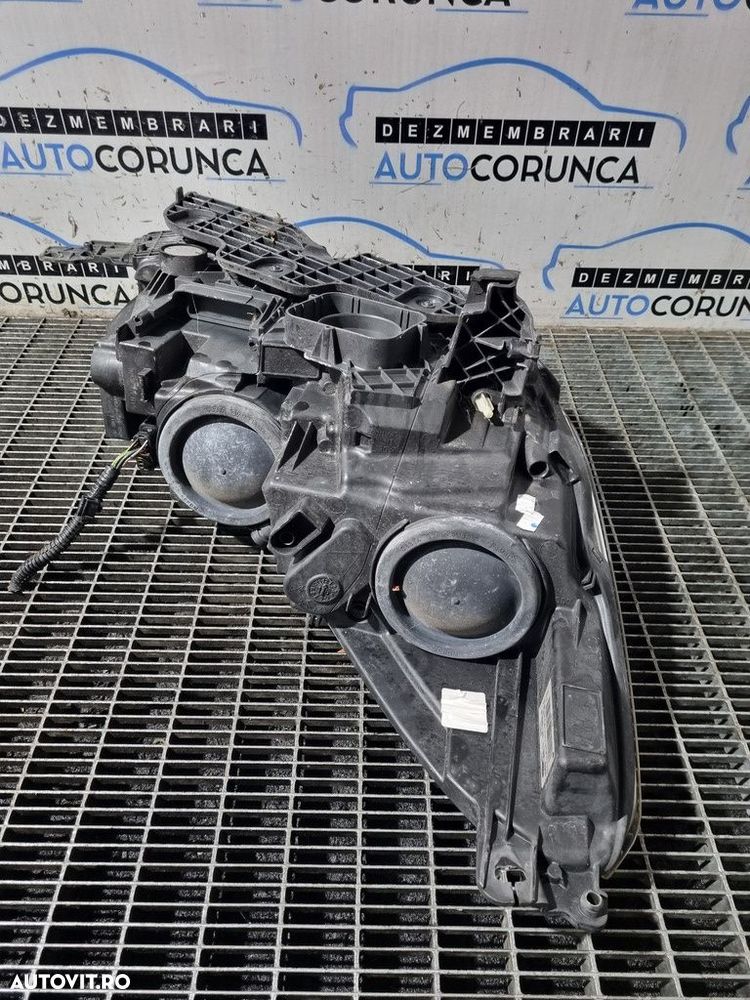 Far Stanga Ford Kuga II Facelift 2016 - 2019 SUV 4 Usi (1387) Fara xenon - 5