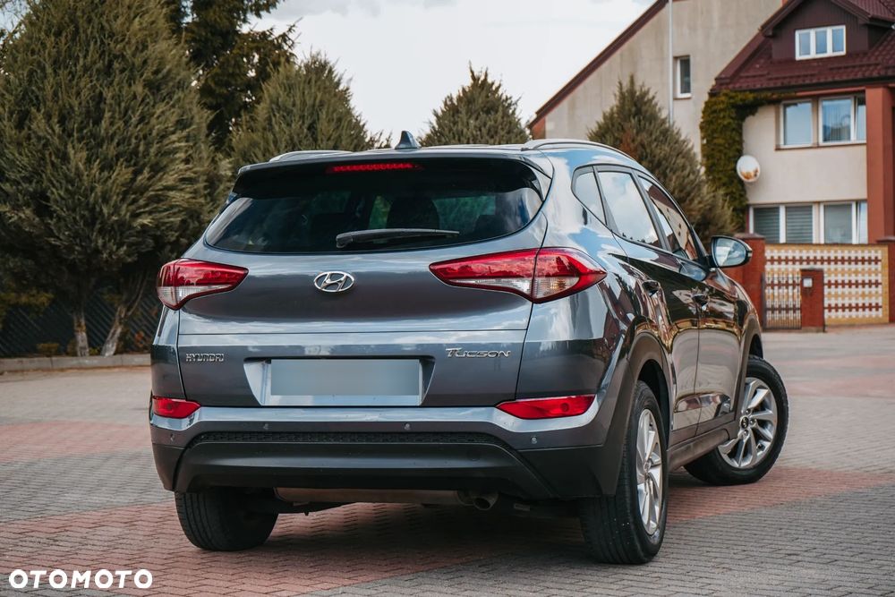 Hyundai Tucson blue 1.7 CRDi 2WD Advantage - 13