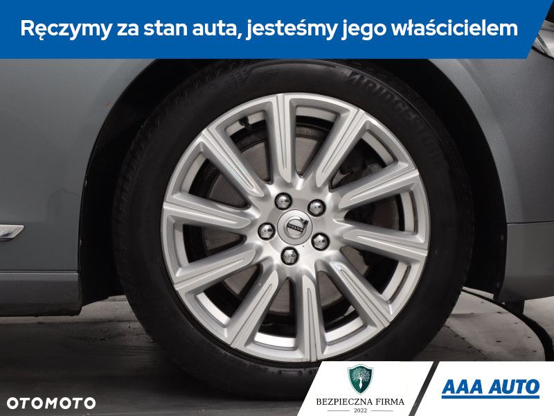 Volvo S90 - 16