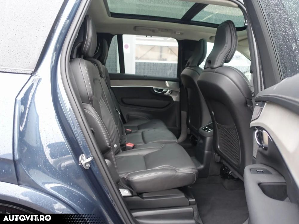 Volvo XC 90 T8 AWD Ultra Dark - 23
