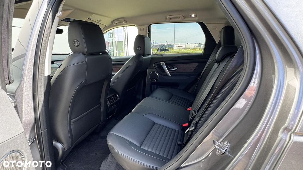 Land Rover Discovery Sport - 9