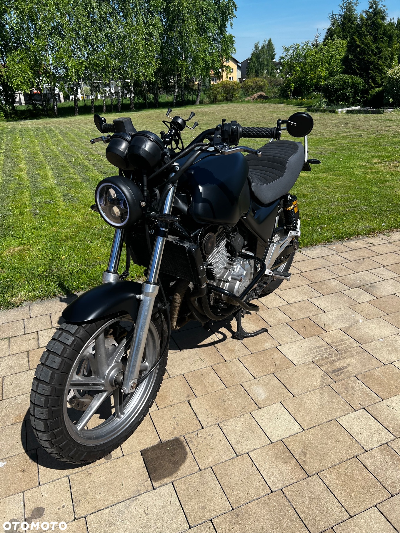 Honda CB - 4