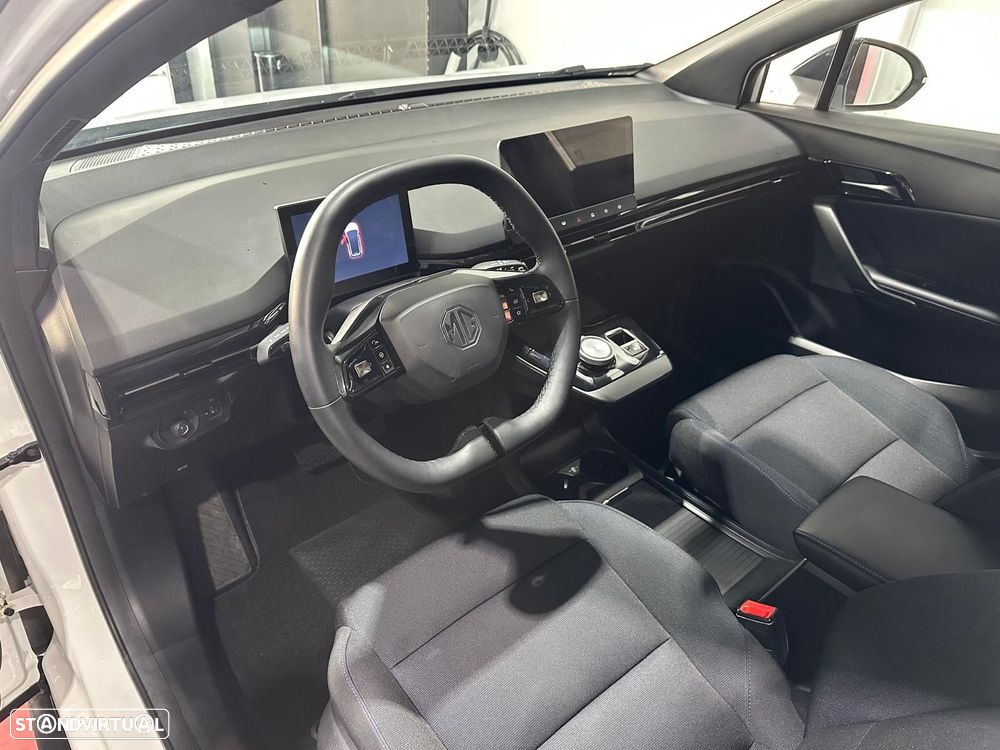 MG MG4 51 kWh Standard - 5