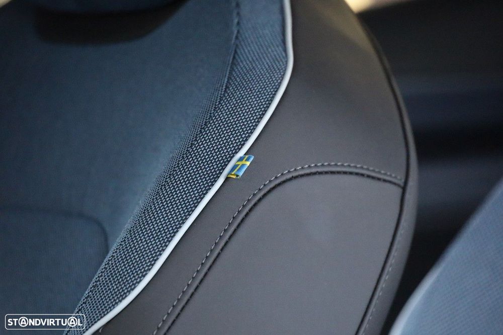 Volvo EX30 69 kWh Single Motor Extended Range Core - 10