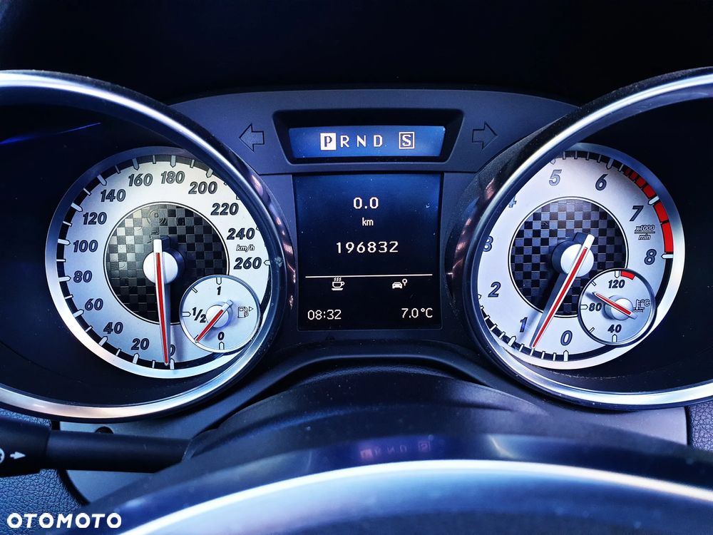 Mercedes-Benz SLK 250 (BlueEFFICIENCY) 7G-TRONIC - 16